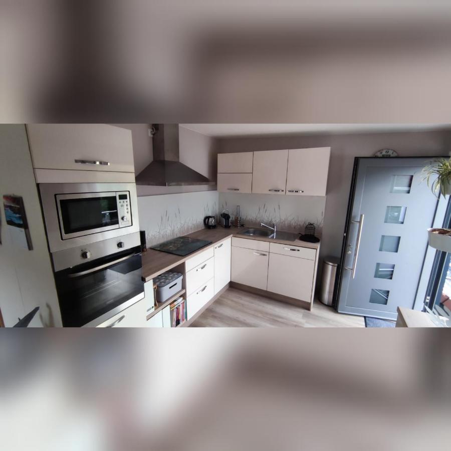 Ferienwohnung -Auszeit-Sayn ベンドルフ エクステリア 写真