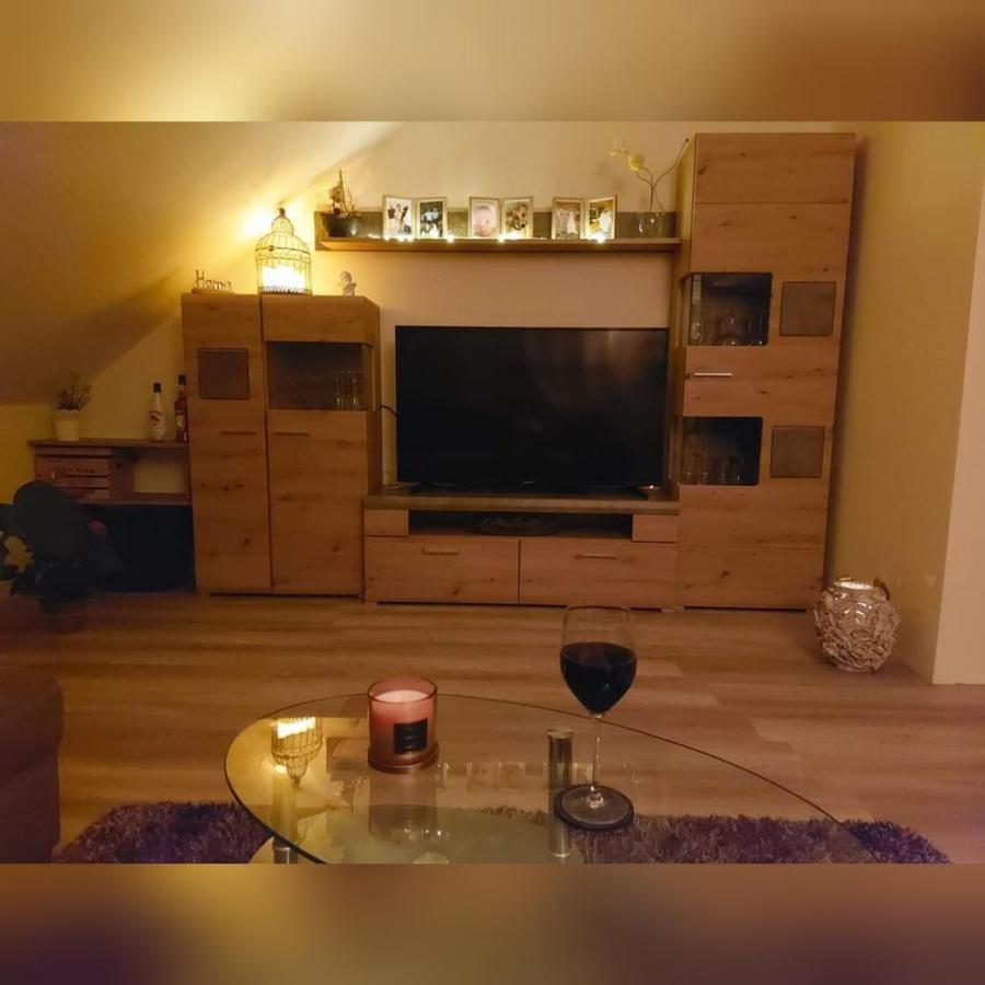Ferienwohnung -Auszeit-Sayn ベンドルフ エクステリア 写真